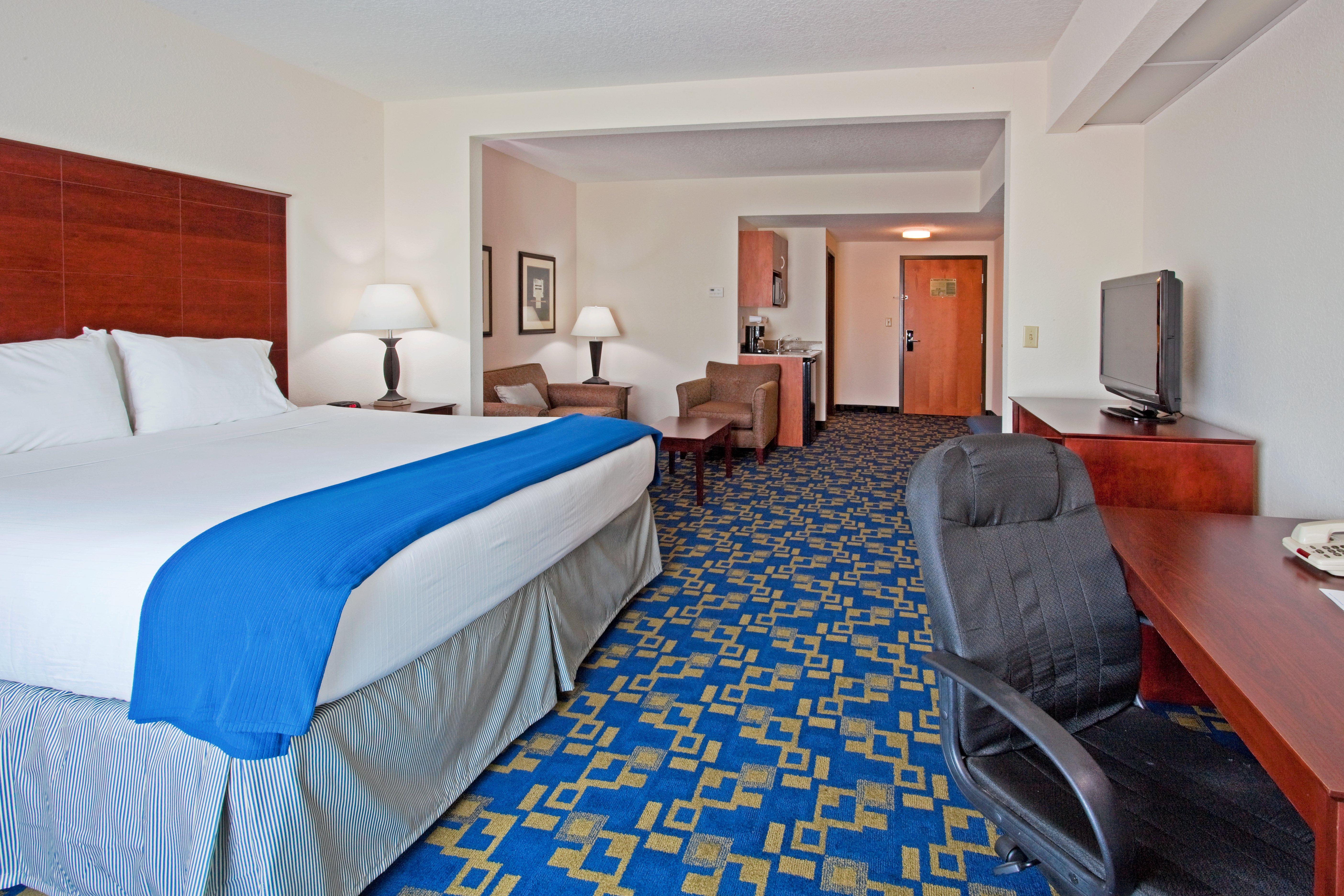 Holiday Inn Express & Suites Pembroke Pines-Sheridan St By Ihg Exterior photo